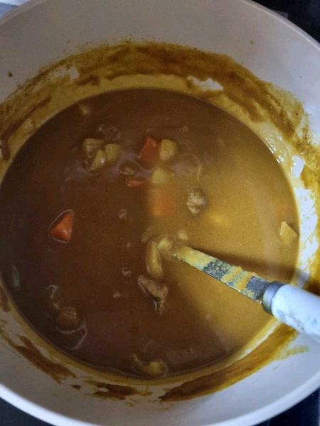 牛カルビカレーのサムネイル