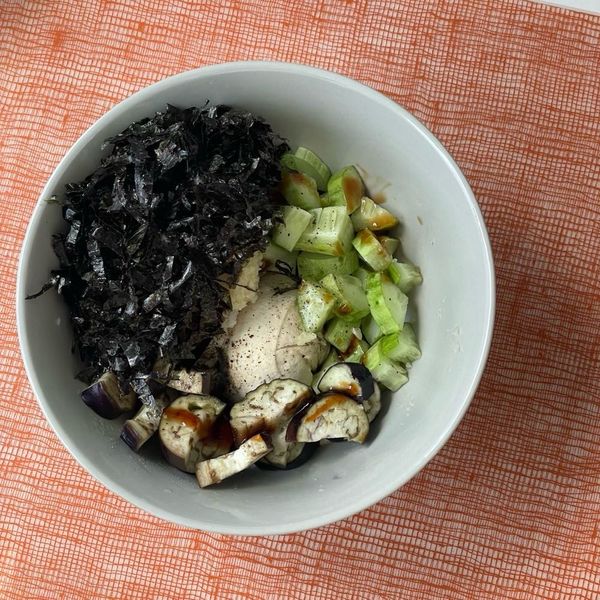 오이두부비빔밥(현미밥+두부)의 썸네일