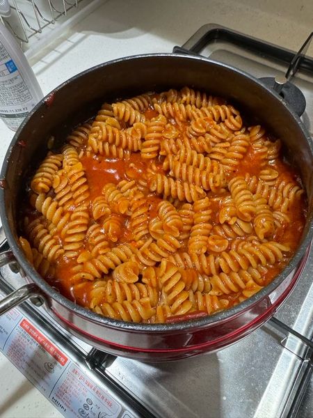 토마토통밀푸질리의 썸네일