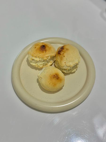 私が作ったグルテンフリーもちごまパンのサムネイル