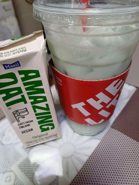 Thumbnail of The Liter Mint Chocolate Latte + Oat Milk