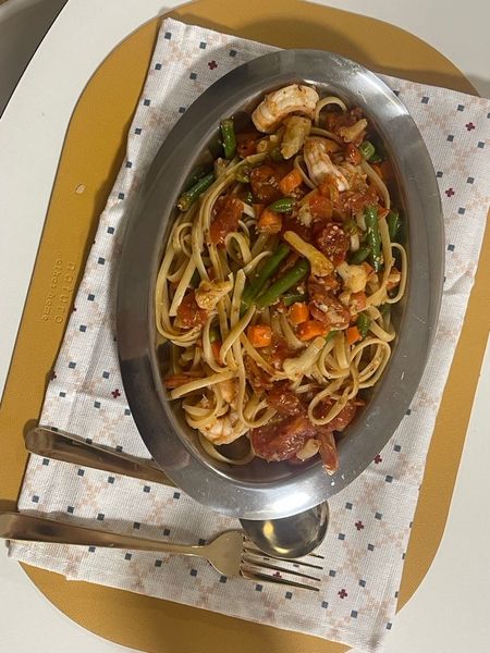 エビとトマトのオイルパスタのサムネイル