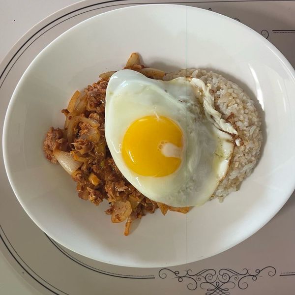 참치김치 덮밥의 썸네일