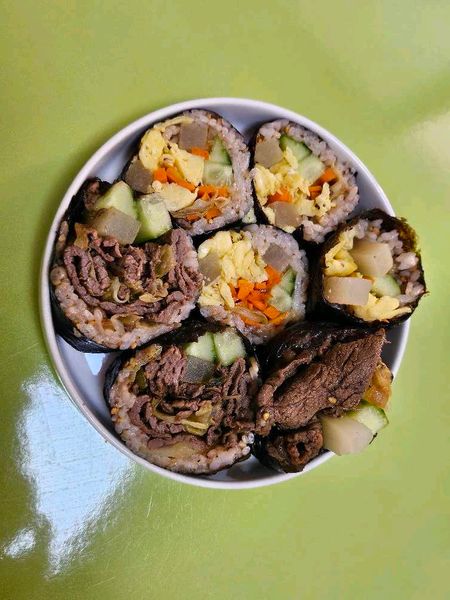 一般・牛肉キンパ 2本-のサムネイル