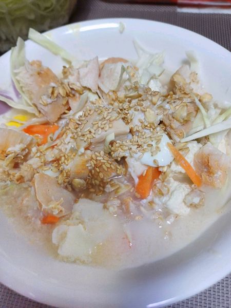 オートミール鶏むね肉野菜卵豆腐粥のサムネイル