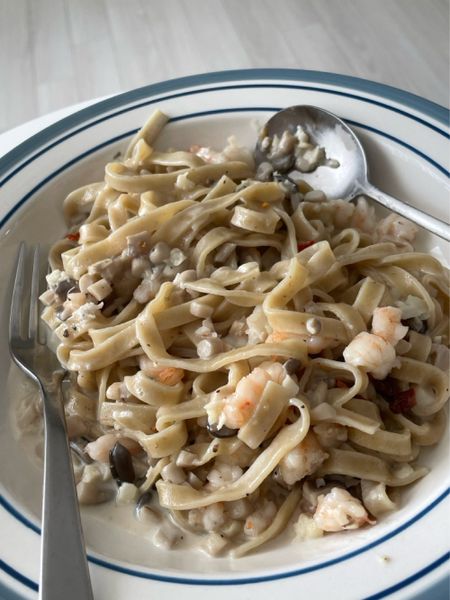 クリームパスタのサムネイル