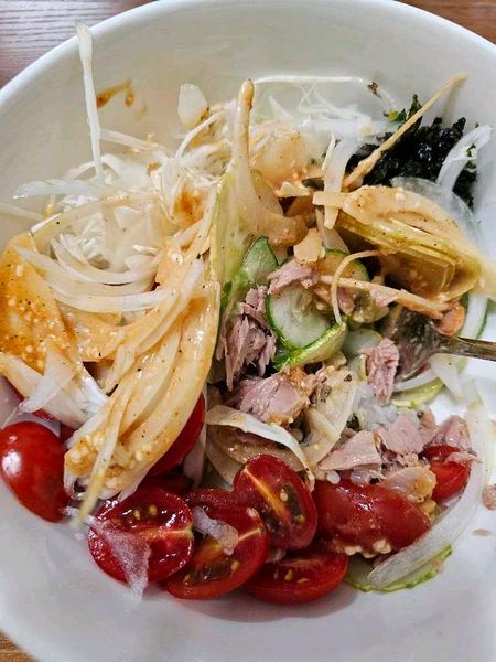 참치캔포케만들기(소스,토마토xx)의 썸네일