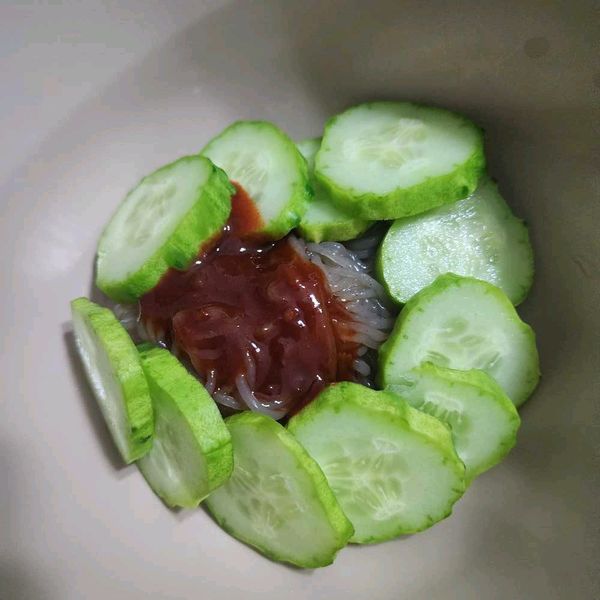 そばこんにゃくビビン麺（卵なし・きゅうりなし）のサムネイル