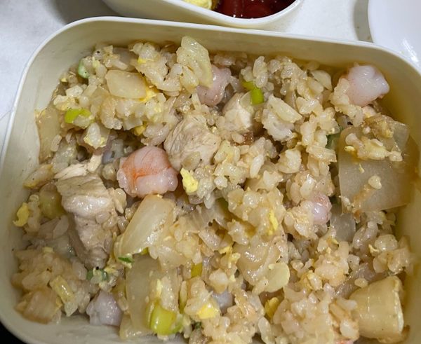 鶏むね肉チャーハンのサムネイル