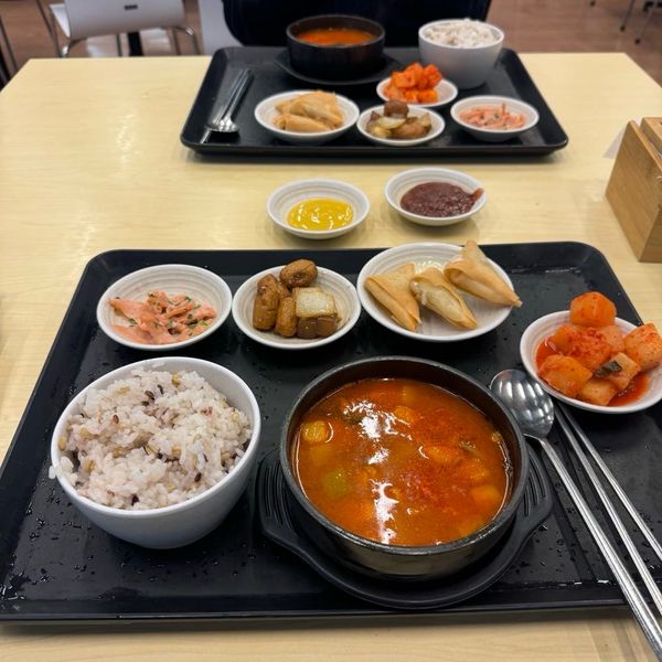 241025 직원식당의 썸네일