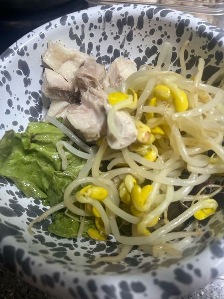 상추콩나물비빔밥의 썸네일