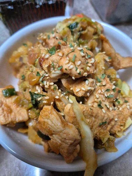 Thumbnail of Cabbage Chicken Breast Rice Bowl